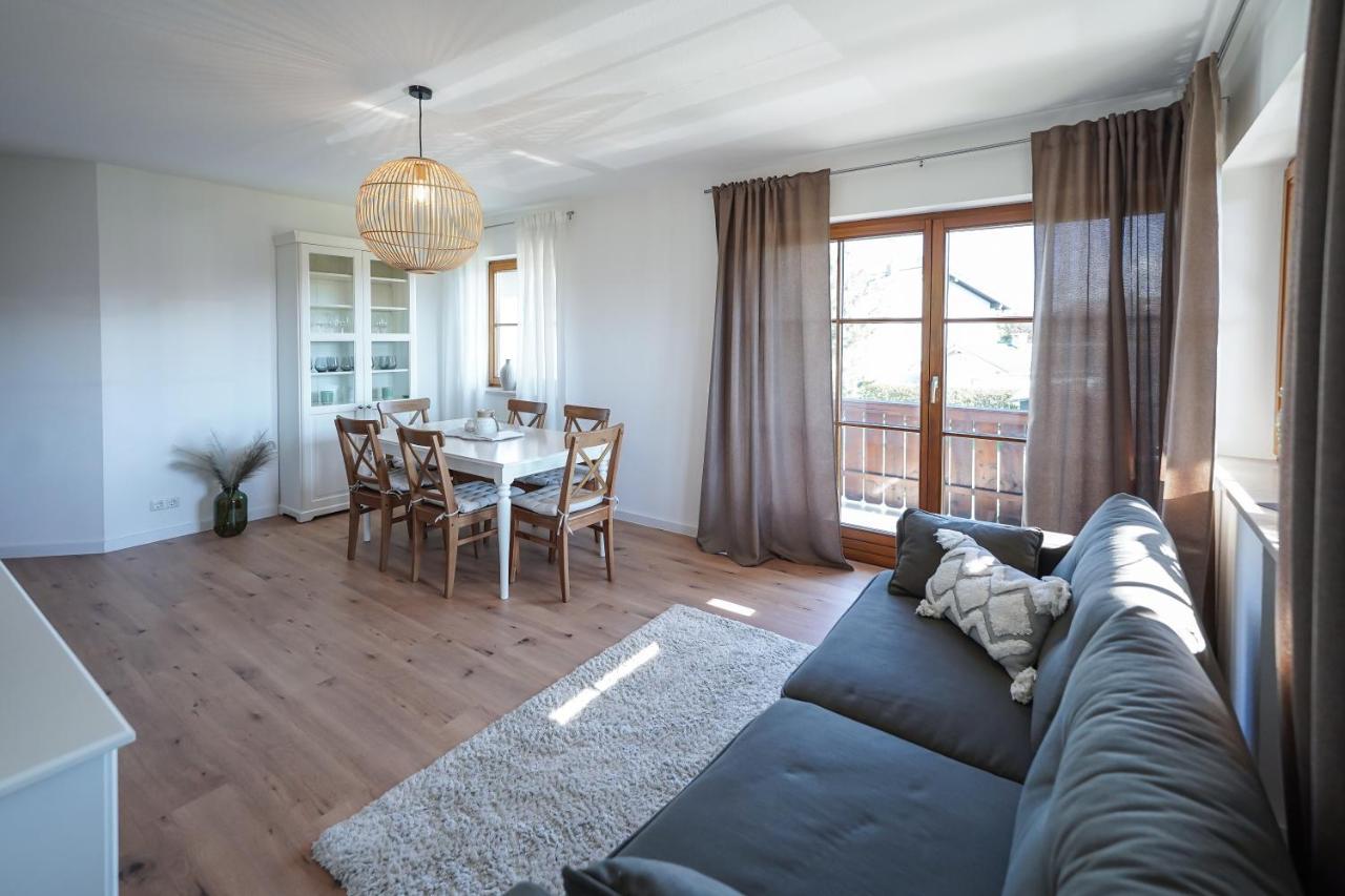 Ferienwohnung "Wie Dahoam" Chieming Zewnętrze zdjęcie